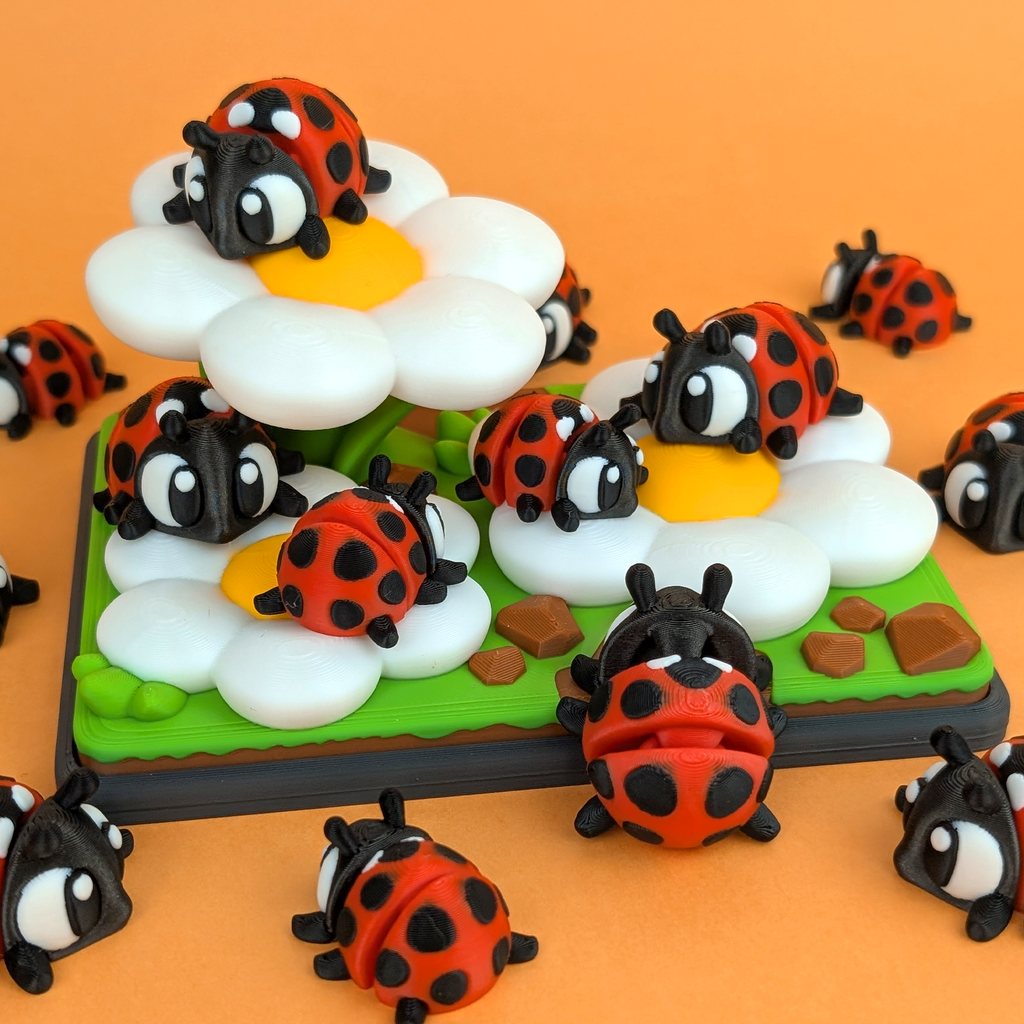 Mariquita Articulada Eco-Friendly Premium | Figura Coleccionable Biodegradable | Ziggys