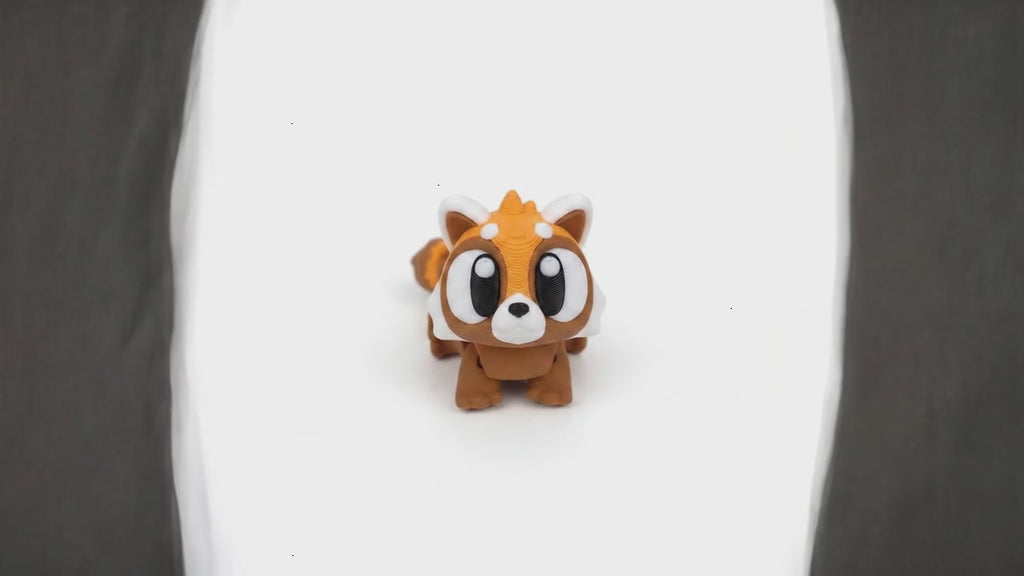 Panda Rojo Premium Articulado Eco-Friendly | Figura Biodegradable Coleccionable | Ziggys
