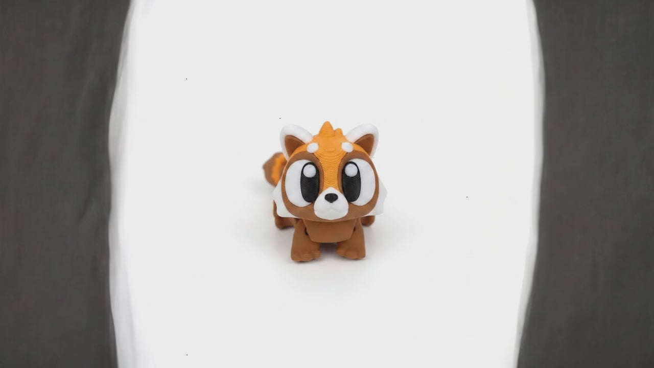 Panda Rojo Premium Articulado Eco-Friendly | Figura Biodegradable Coleccionable | Ziggys
